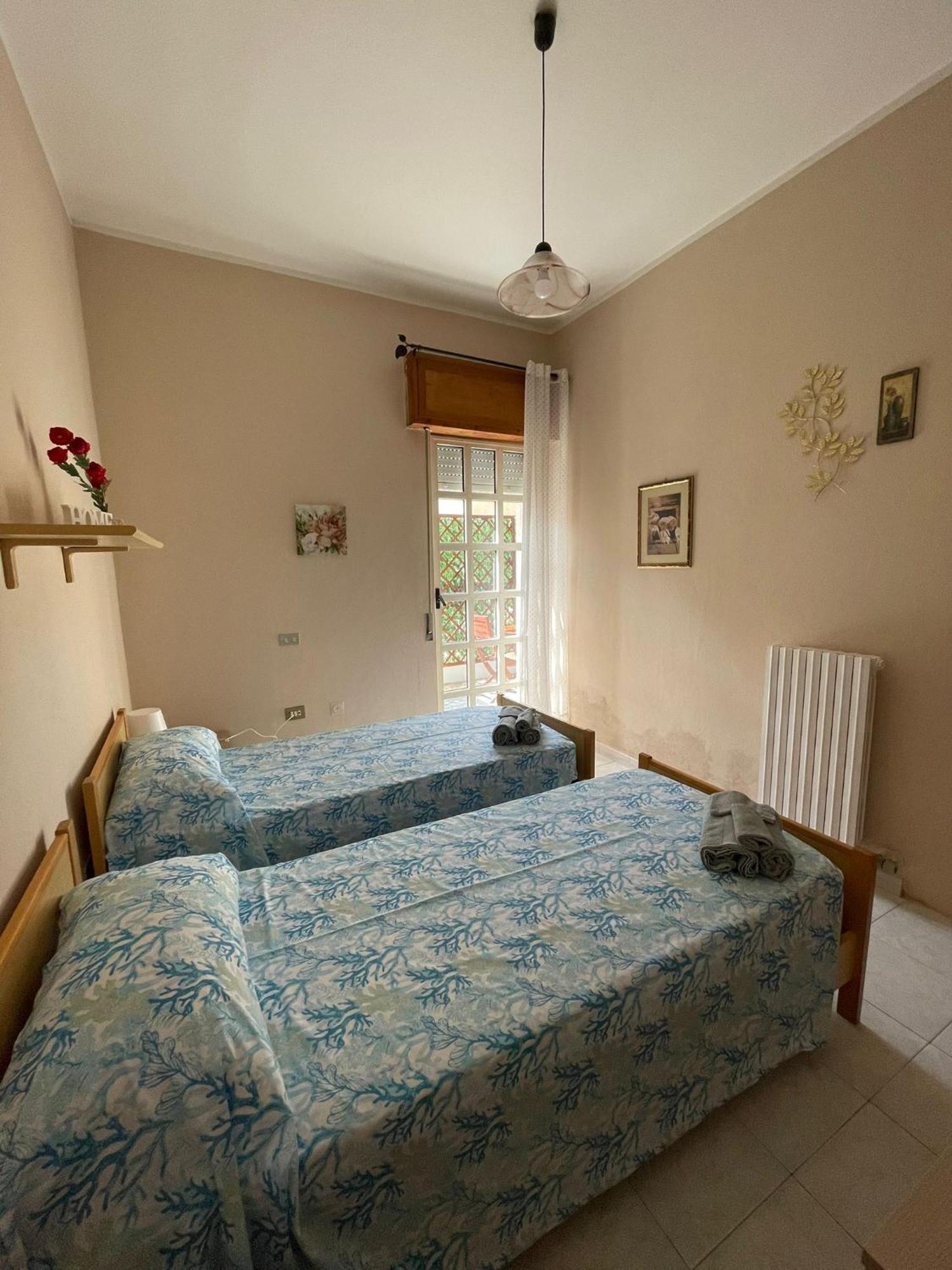 Apartamento Casa Elena Cagliari Exterior foto